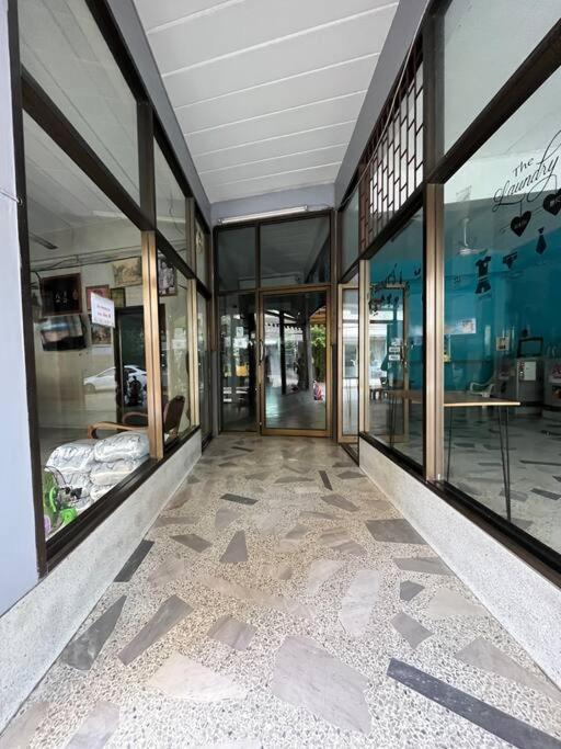 107 Wanna Apartment Pattaya Exterior photo